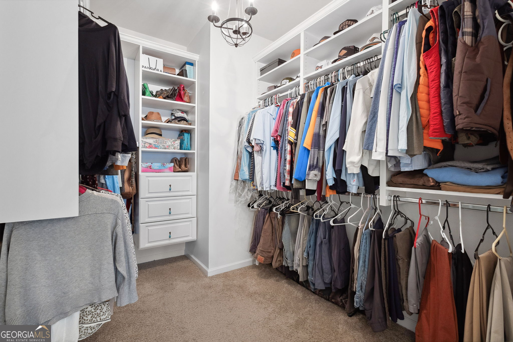 Alpharetta, Georgia 30005, United States, 3 Bedrooms Bedrooms, ,3 BathroomsBathrooms,Residential,Pending,79952