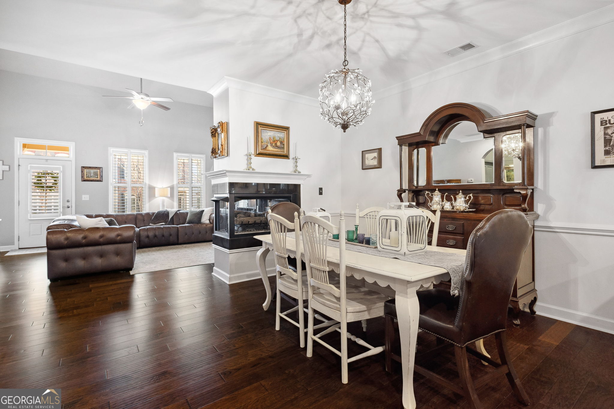 Alpharetta, Georgia 30005, United States, 3 Bedrooms Bedrooms, ,3 BathroomsBathrooms,Residential,Pending,79952