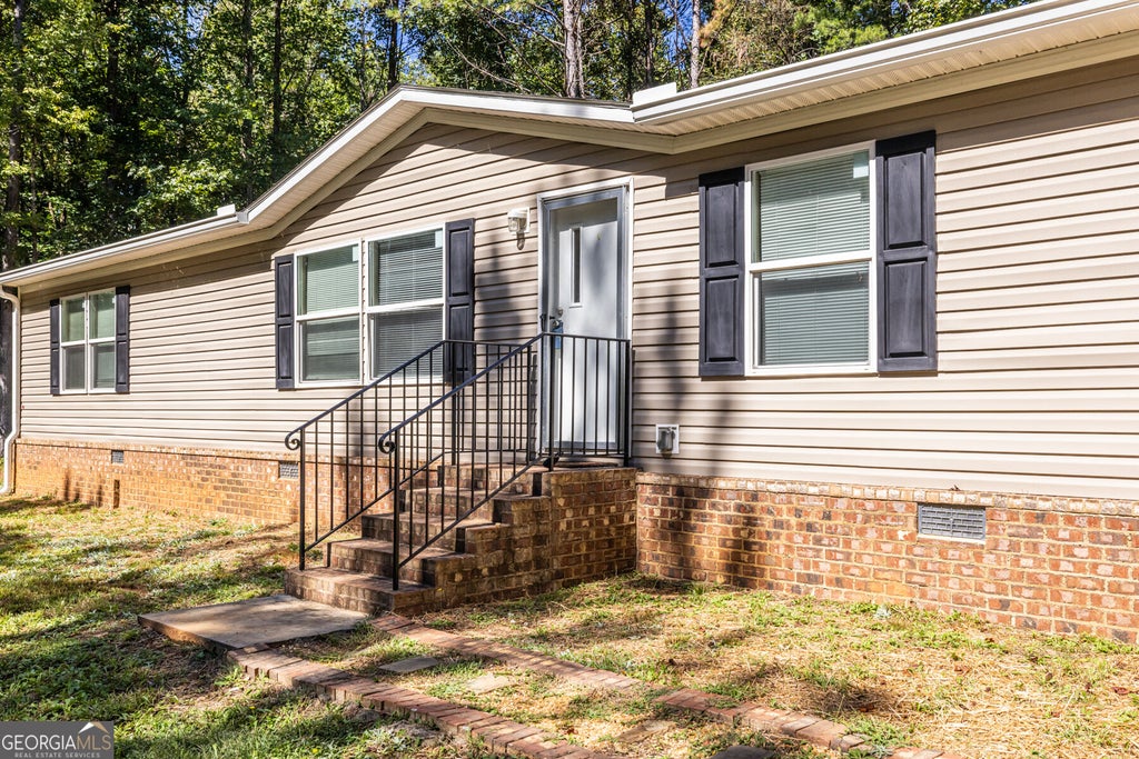 Photo of 2154 Grandview Road, Jasper, GA 30143 (MLS # 10870873)