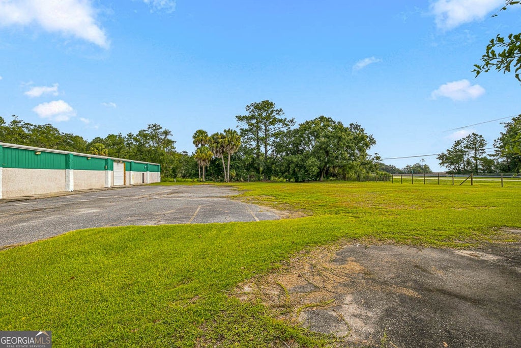 Photo of 3811 Darien Highway, Brunswick, GA 31525 (MLS # 10834472)