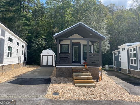 4960 Laurel Lodge RD Clarkesville GA 30523