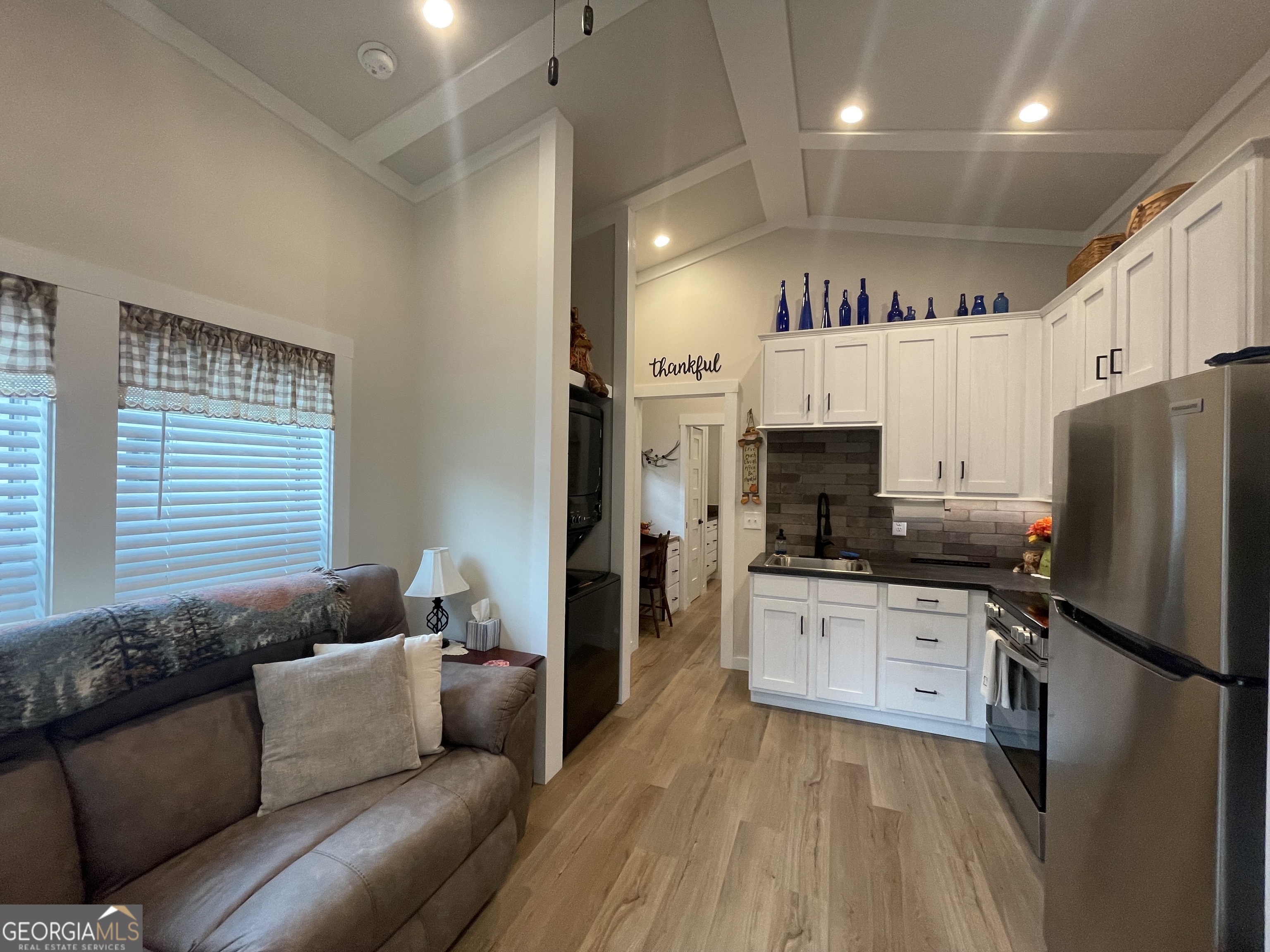 4960 Laurel Lodge RD