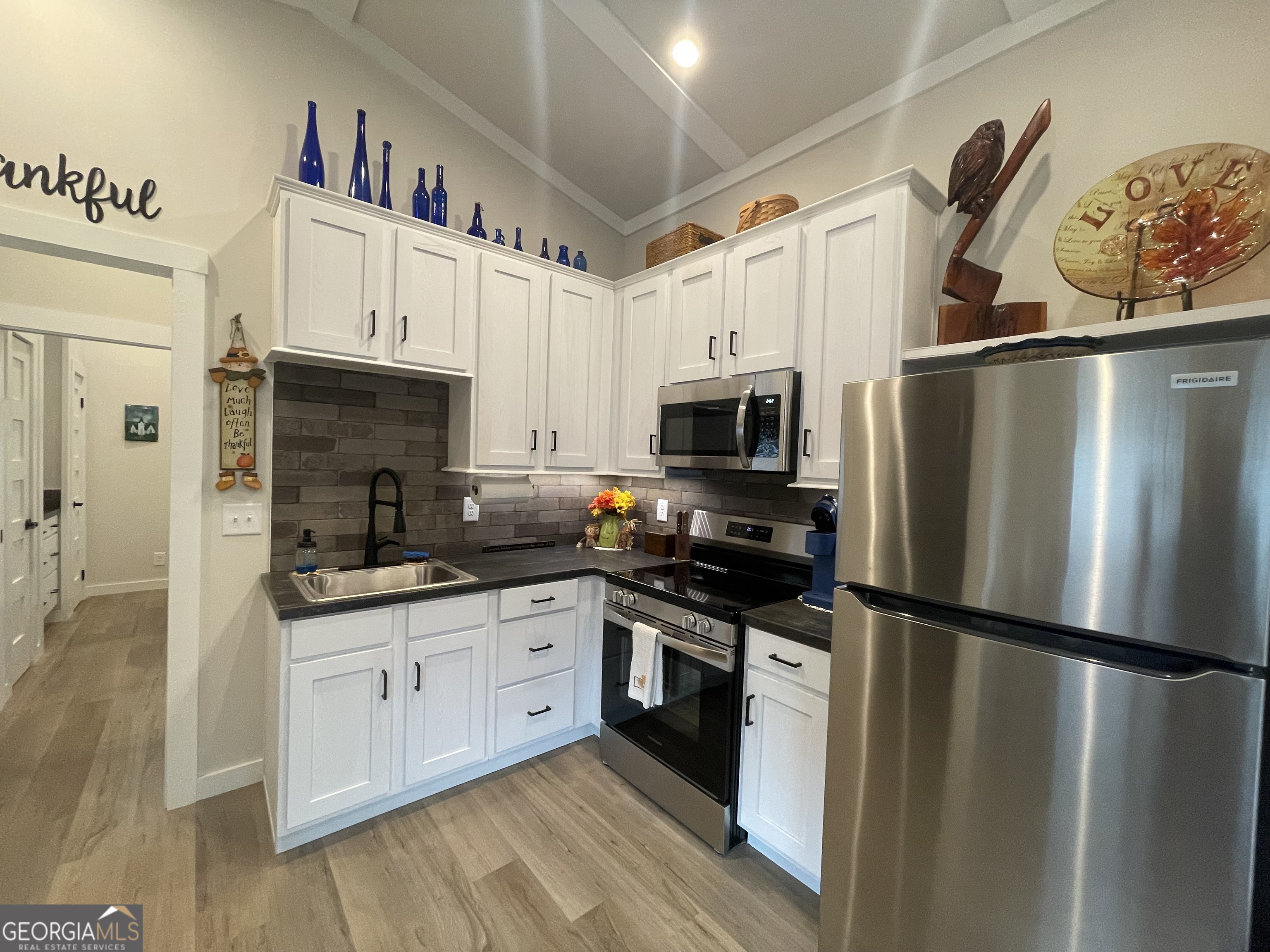 4960 Laurel Lodge RD