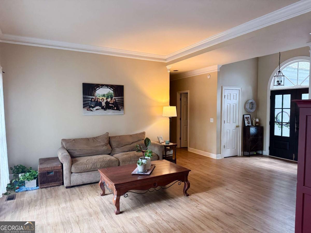 Crabapple Chase - Residential