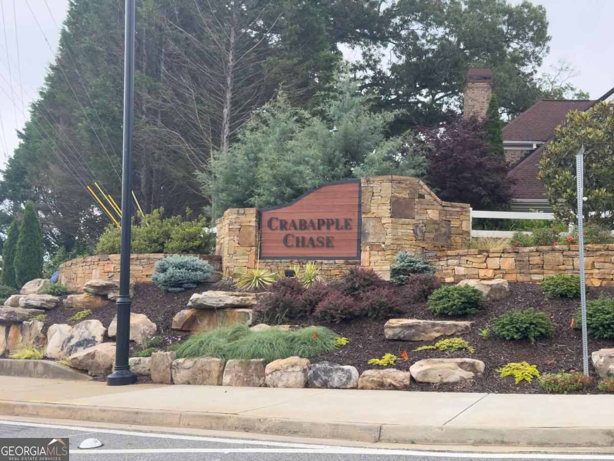 Crabapple Chase - Residential