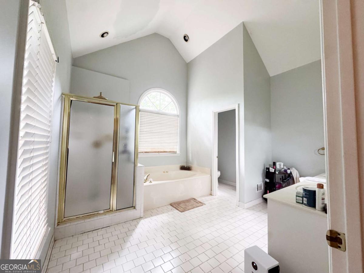 Crabapple Chase - Residential