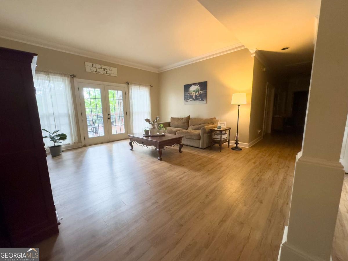 Crabapple Chase - Residential
