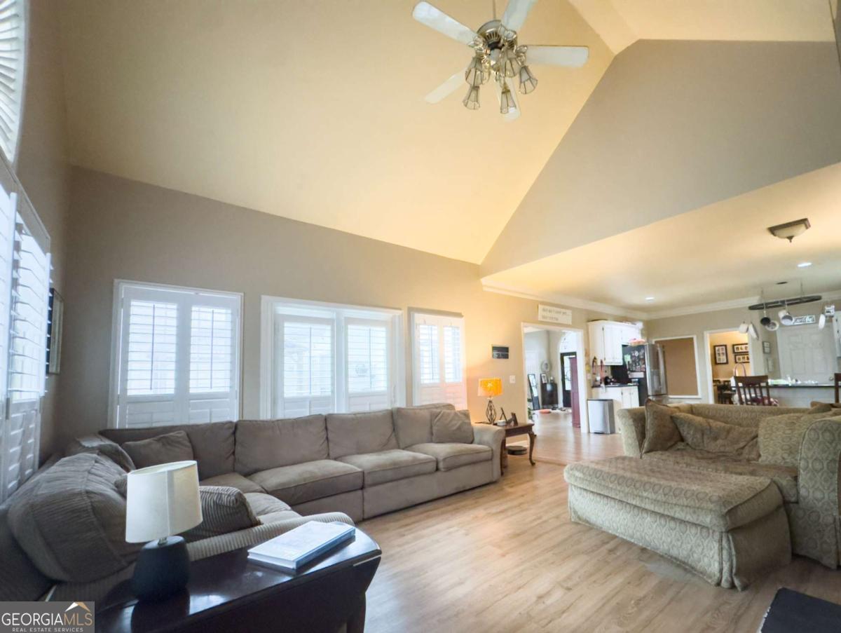 Crabapple Chase - Residential