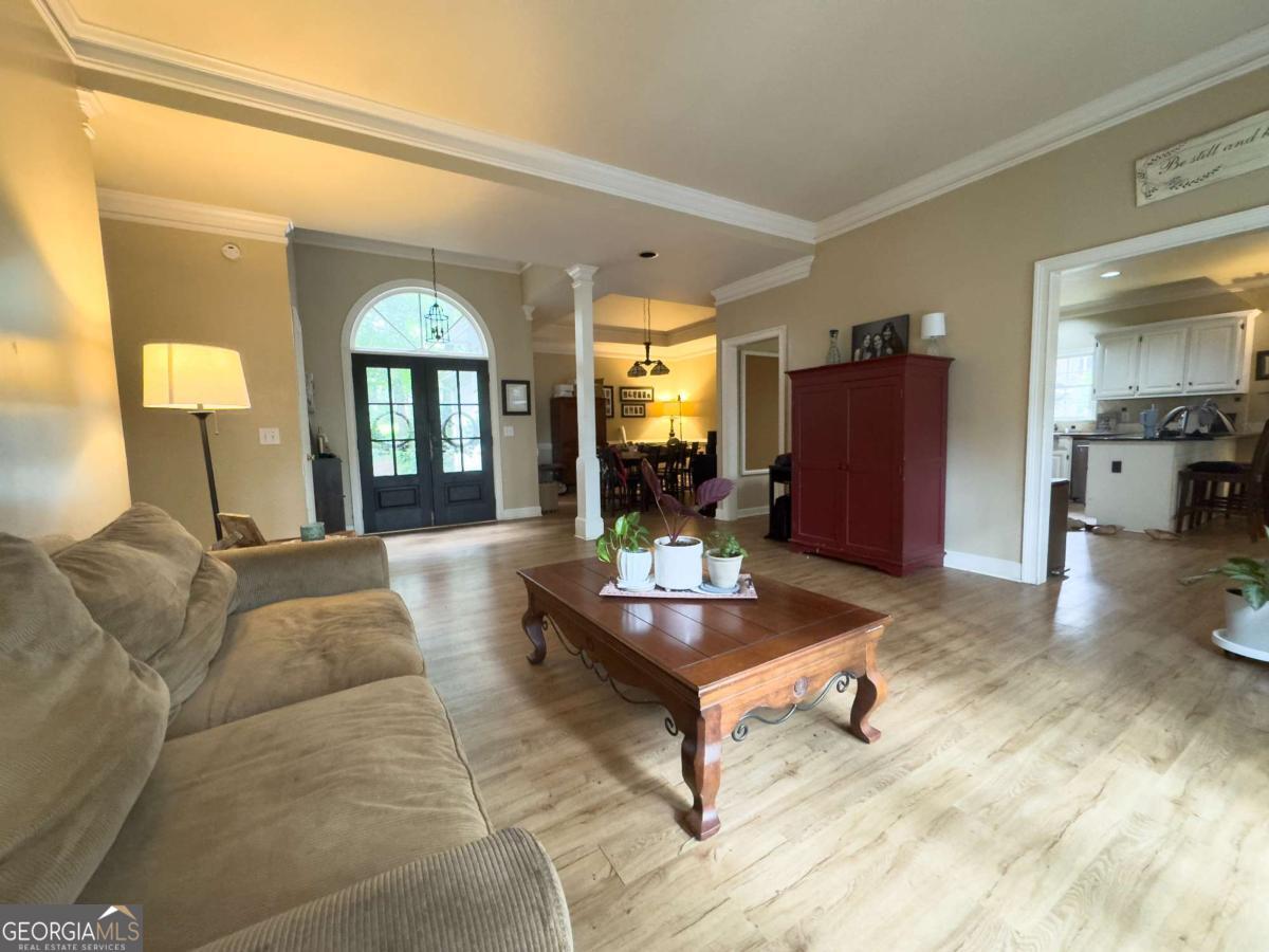 Crabapple Chase - Residential
