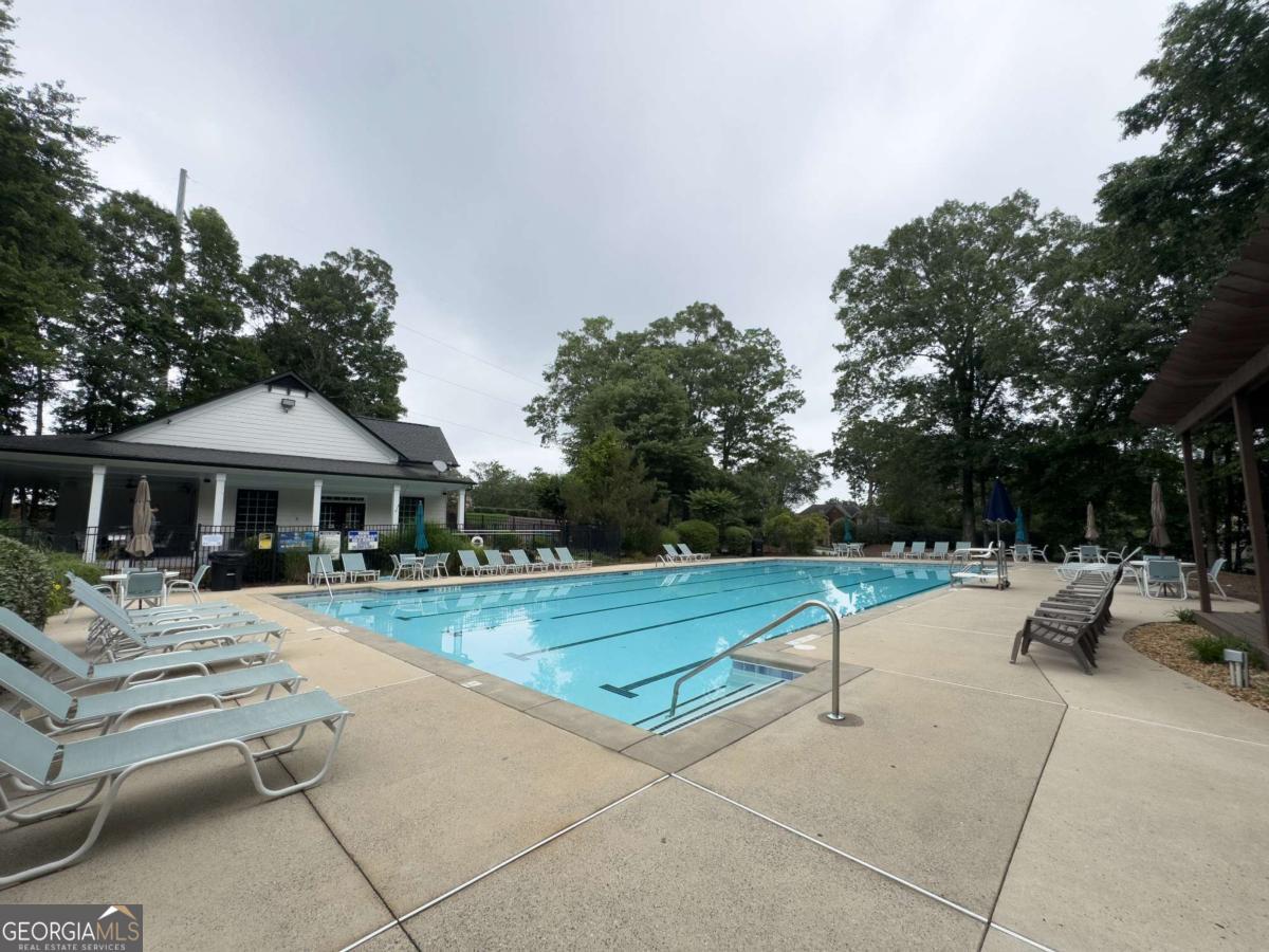 Crabapple Chase - Residential