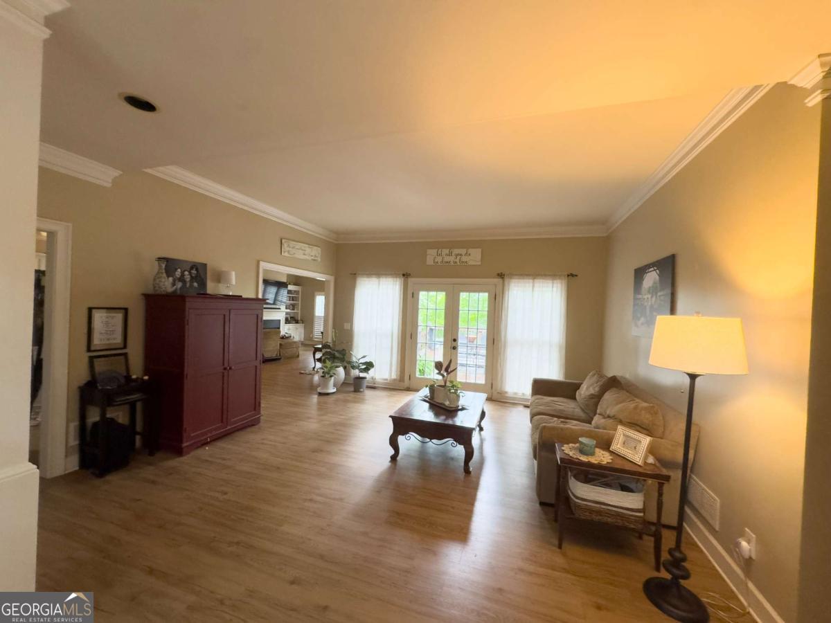Crabapple Chase - Residential