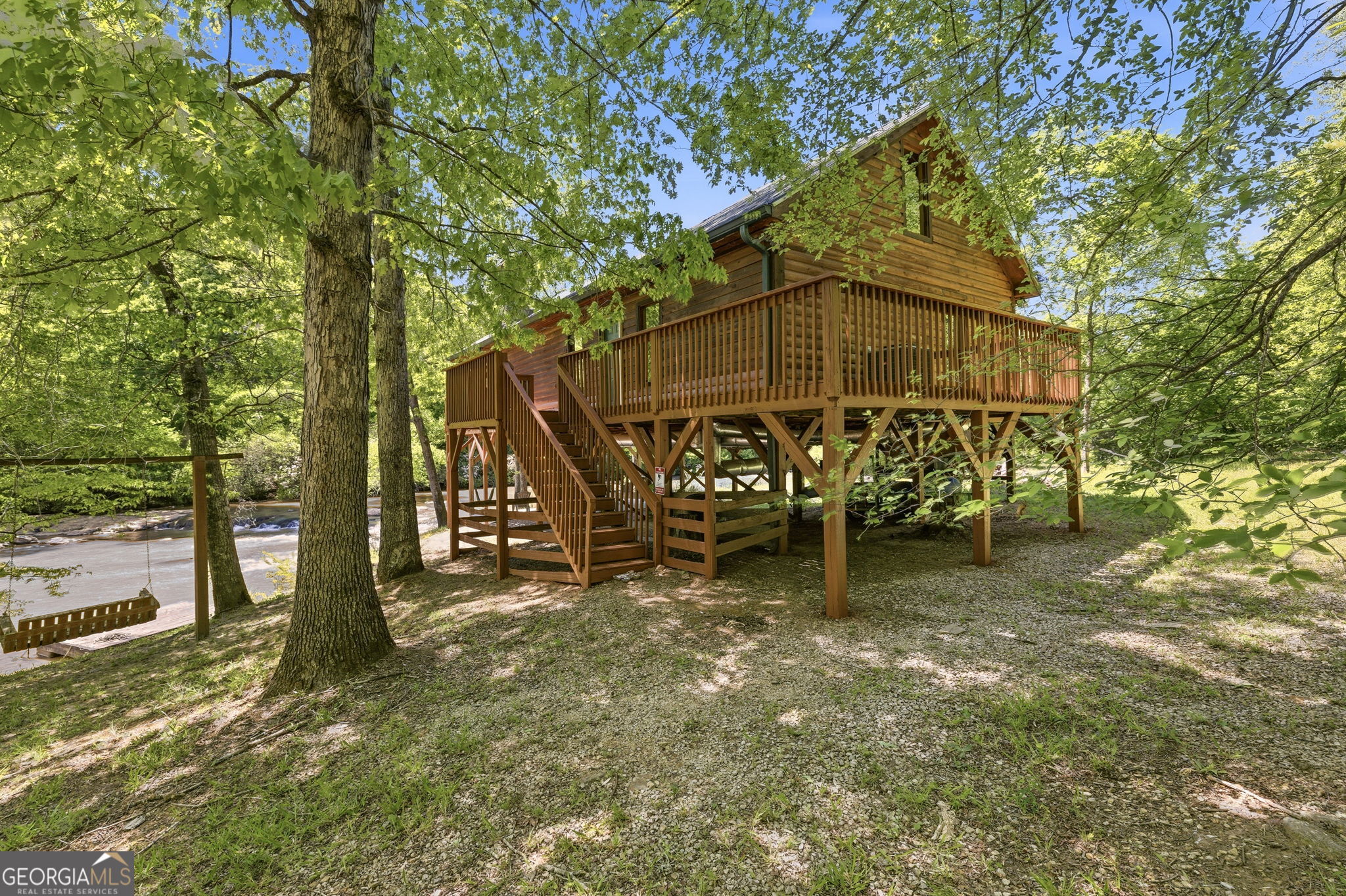 790 Hudson Terrace RD