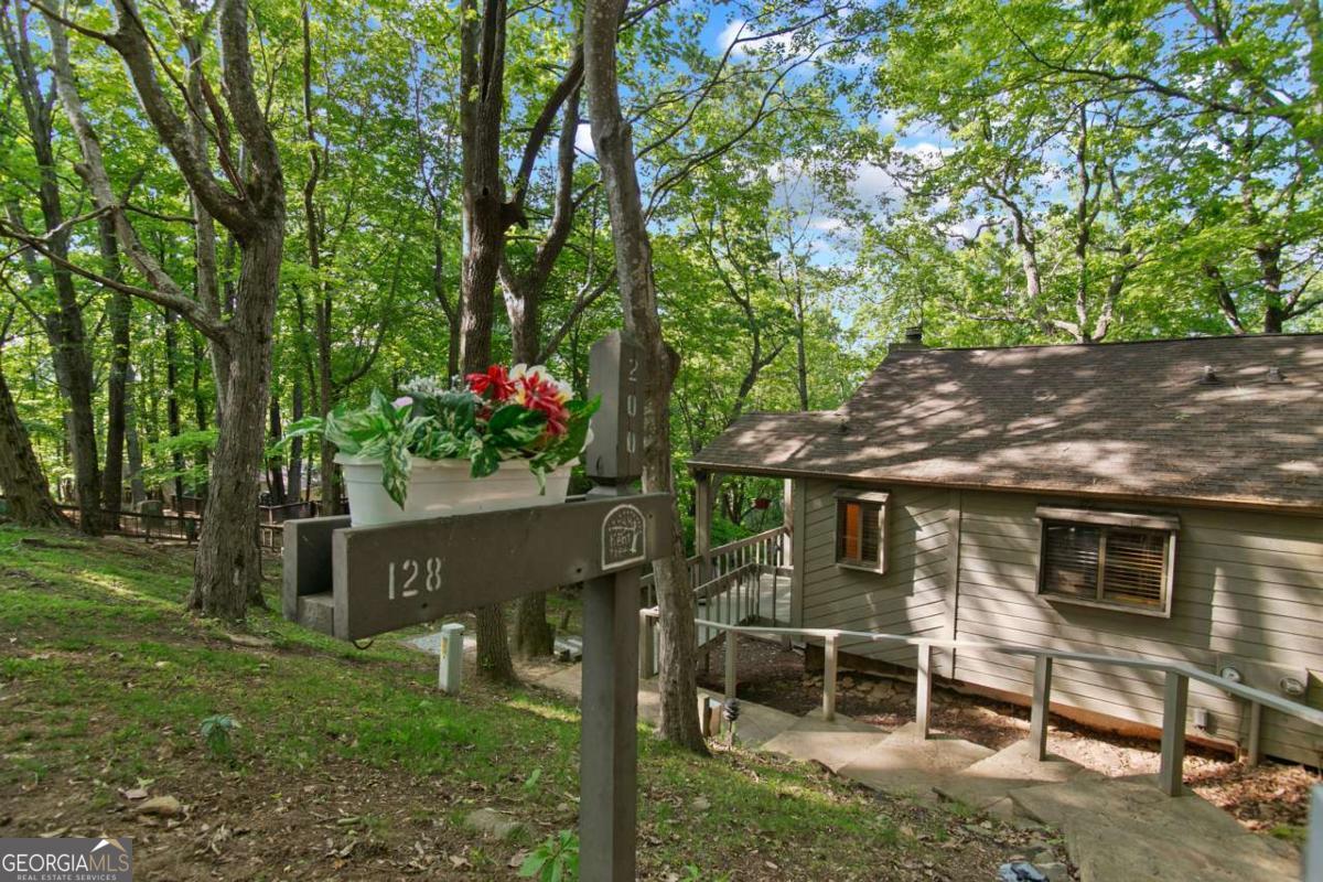 200 Villa RD 128