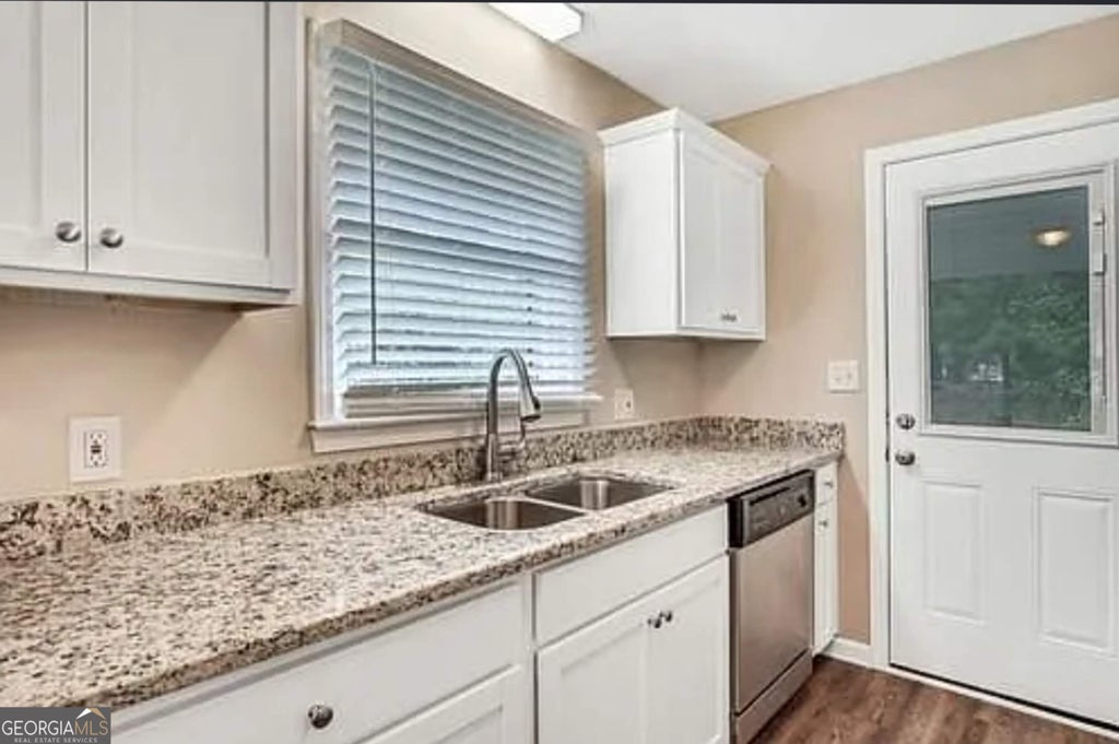 Photo of 6263 Green Acres Drive SW, Covington, GA 30014 (MLS # 10849395)