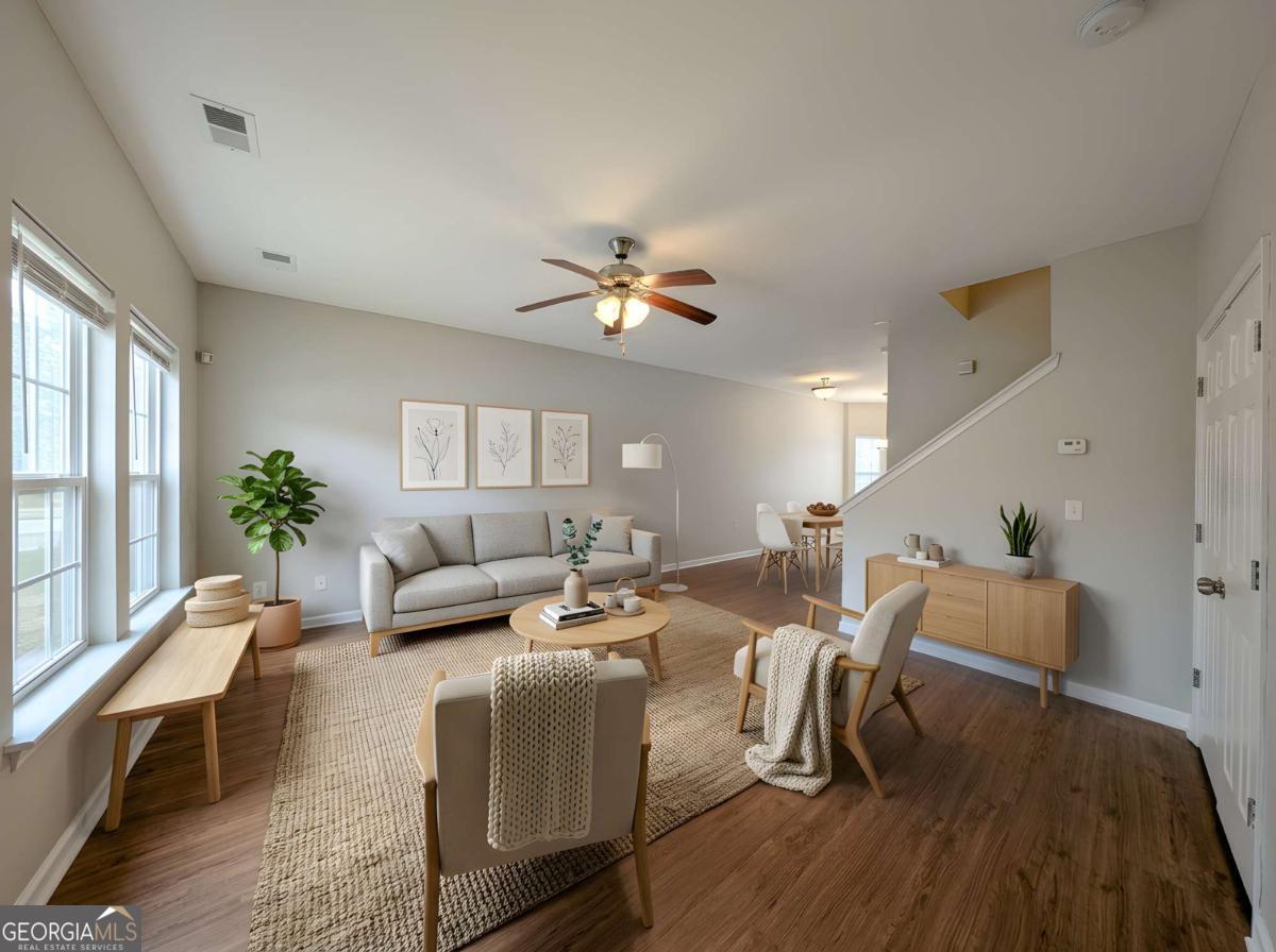 511 Creel LN