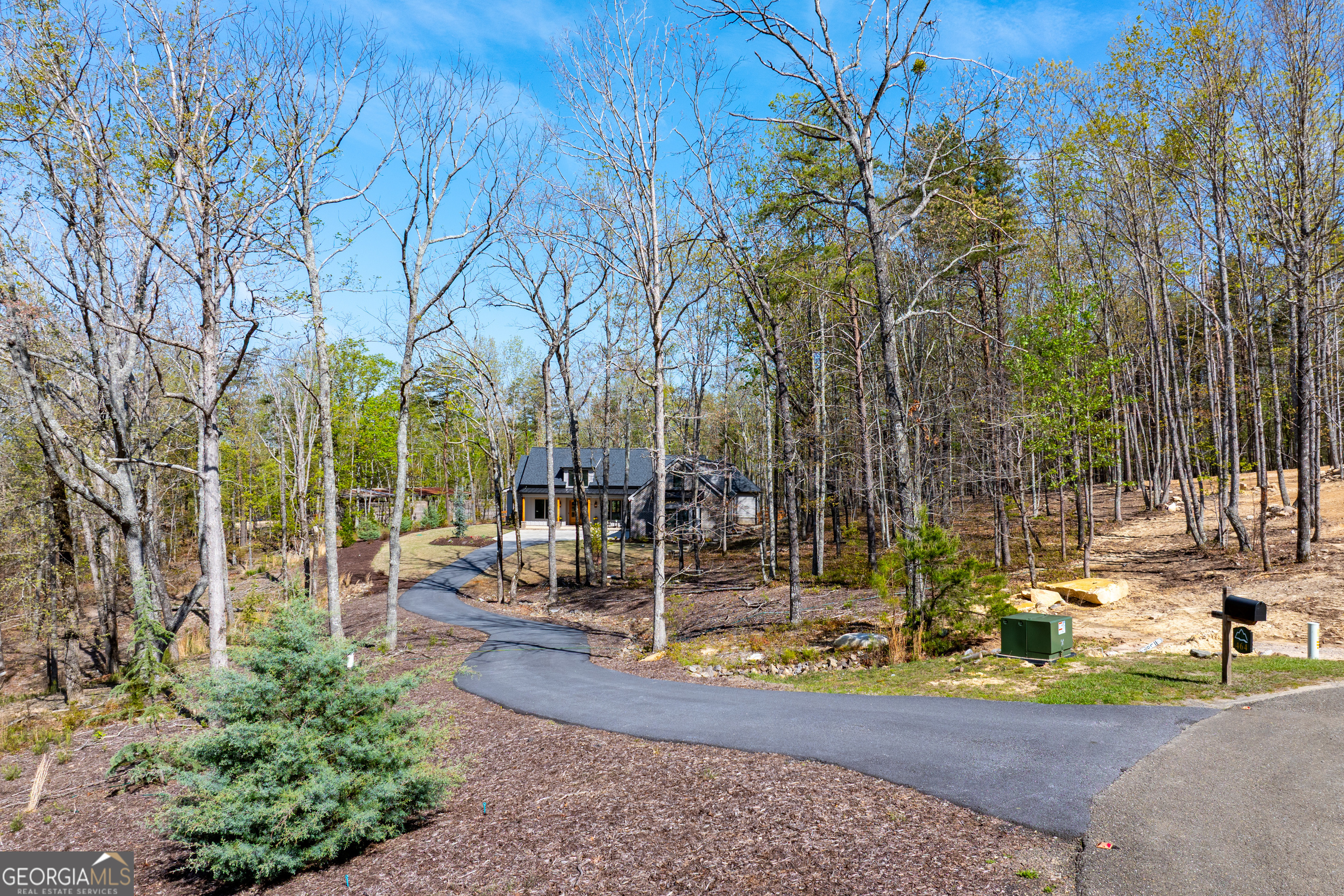 464 Stonehaven CT