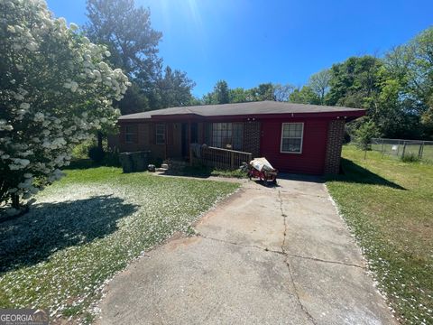 114 Marion ST SE Milledgeville GA 31061