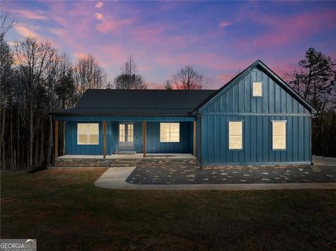 1750 Panorama DR Sautee Nacoochee GA 30571