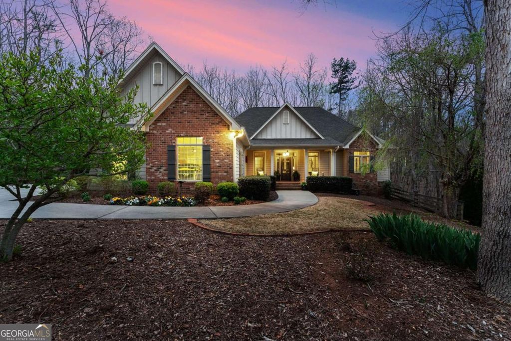 Photo of 167 Early Red Pippin, Clarkesville, GA 30523 (MLS # 10723314)