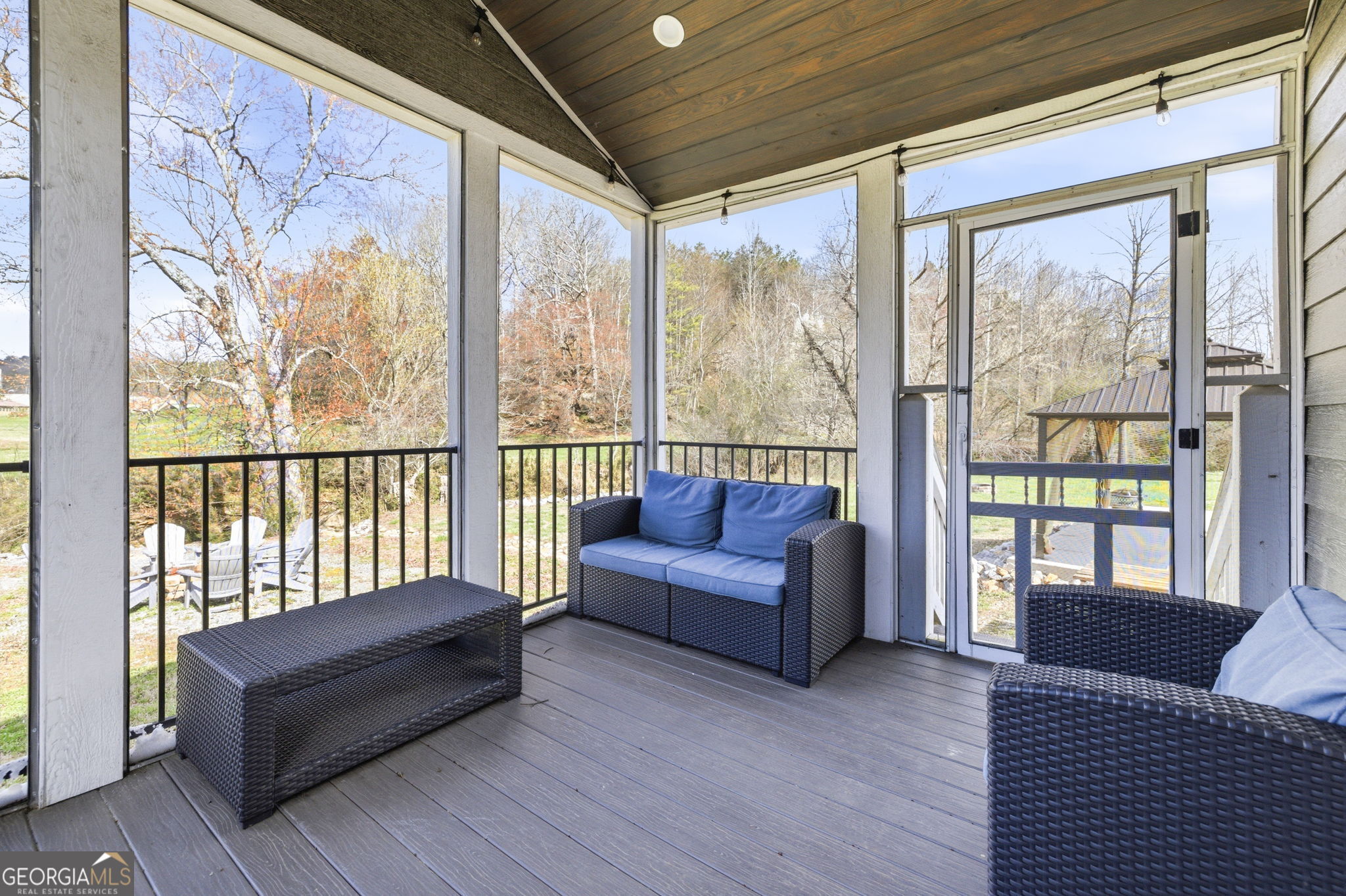 102 Mountain Meadows DR