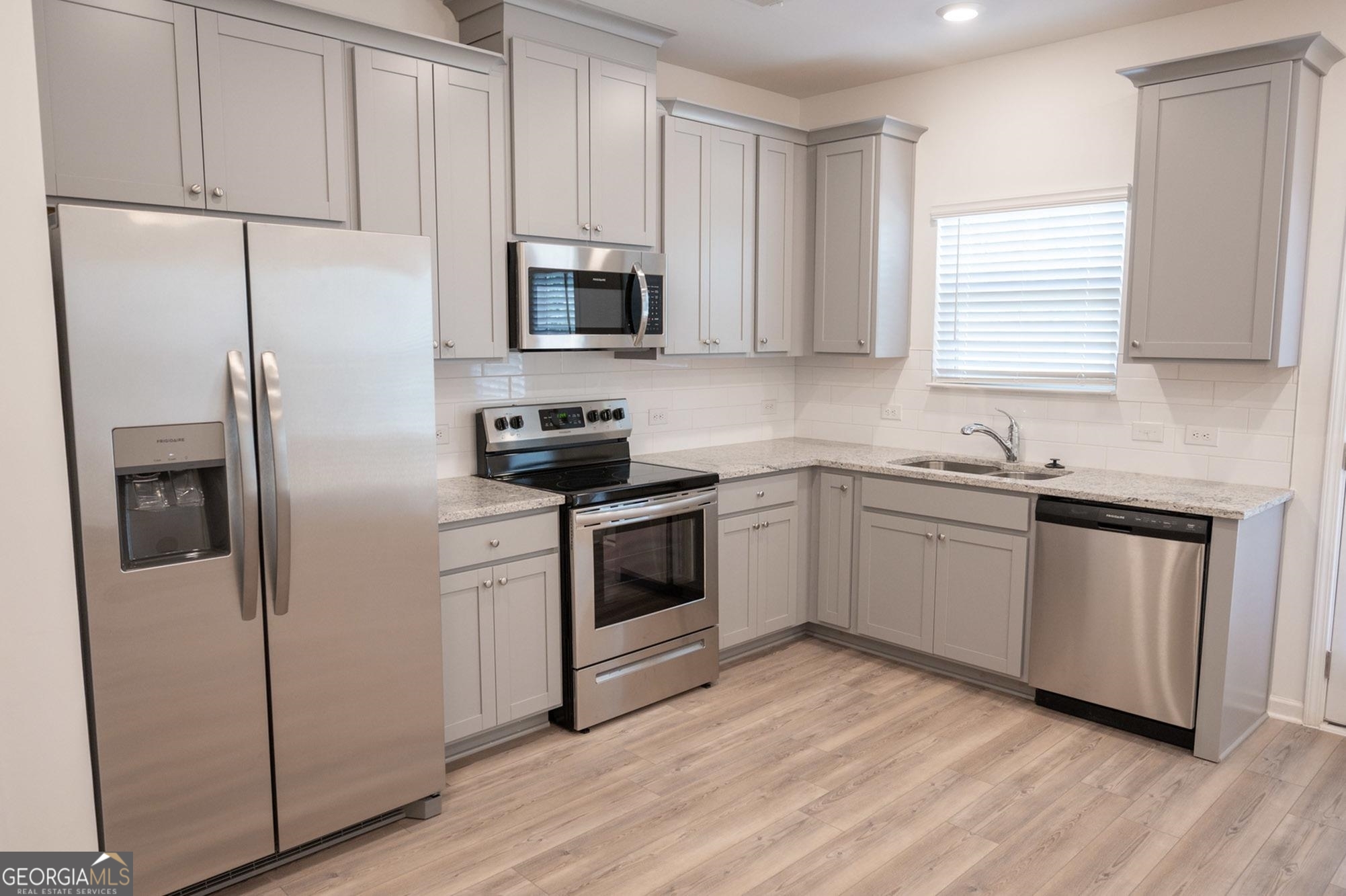 College Park, Georgia 30349, United States, 4 Bedrooms Bedrooms, ,2 BathroomsBathrooms,Residential,Active,63140