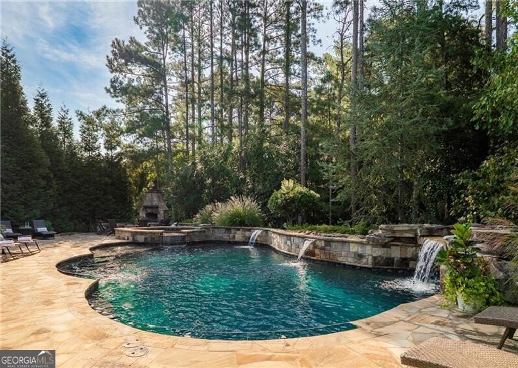 Photo of 16555 Quayside Drive, Milton, GA 30004 (MLS # 10754315)