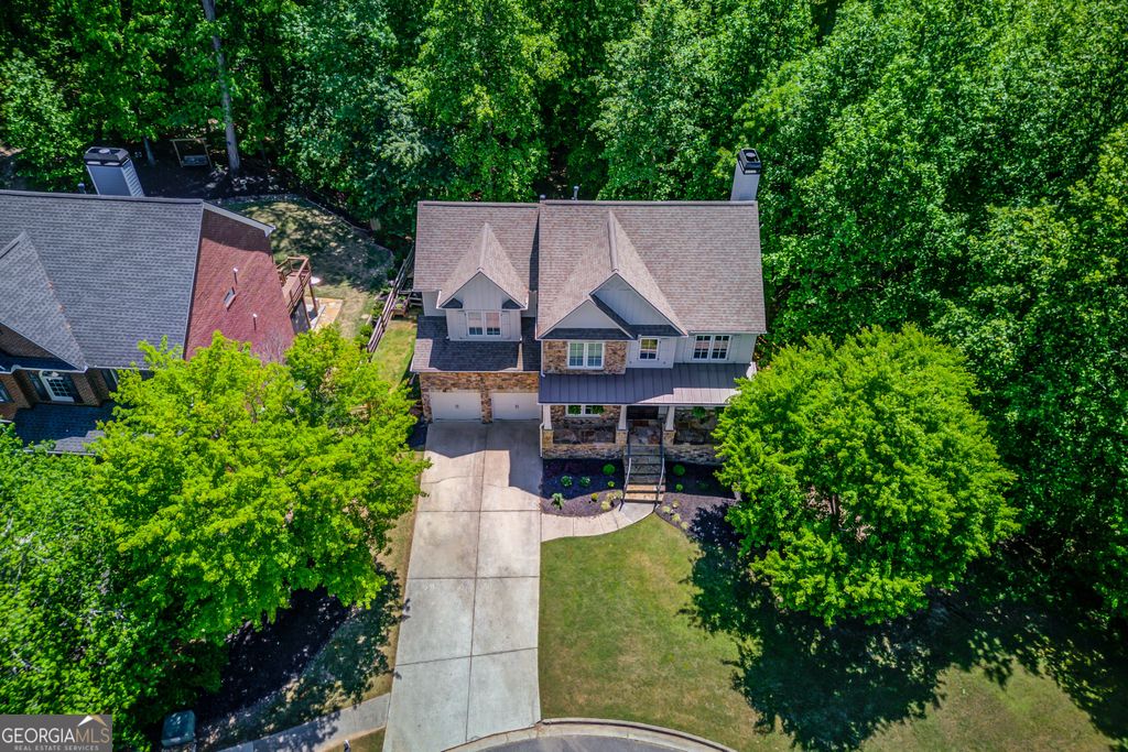 Photo of 7035 W Mountain Crossing, Cumming, GA 30041 (MLS # 10742744)