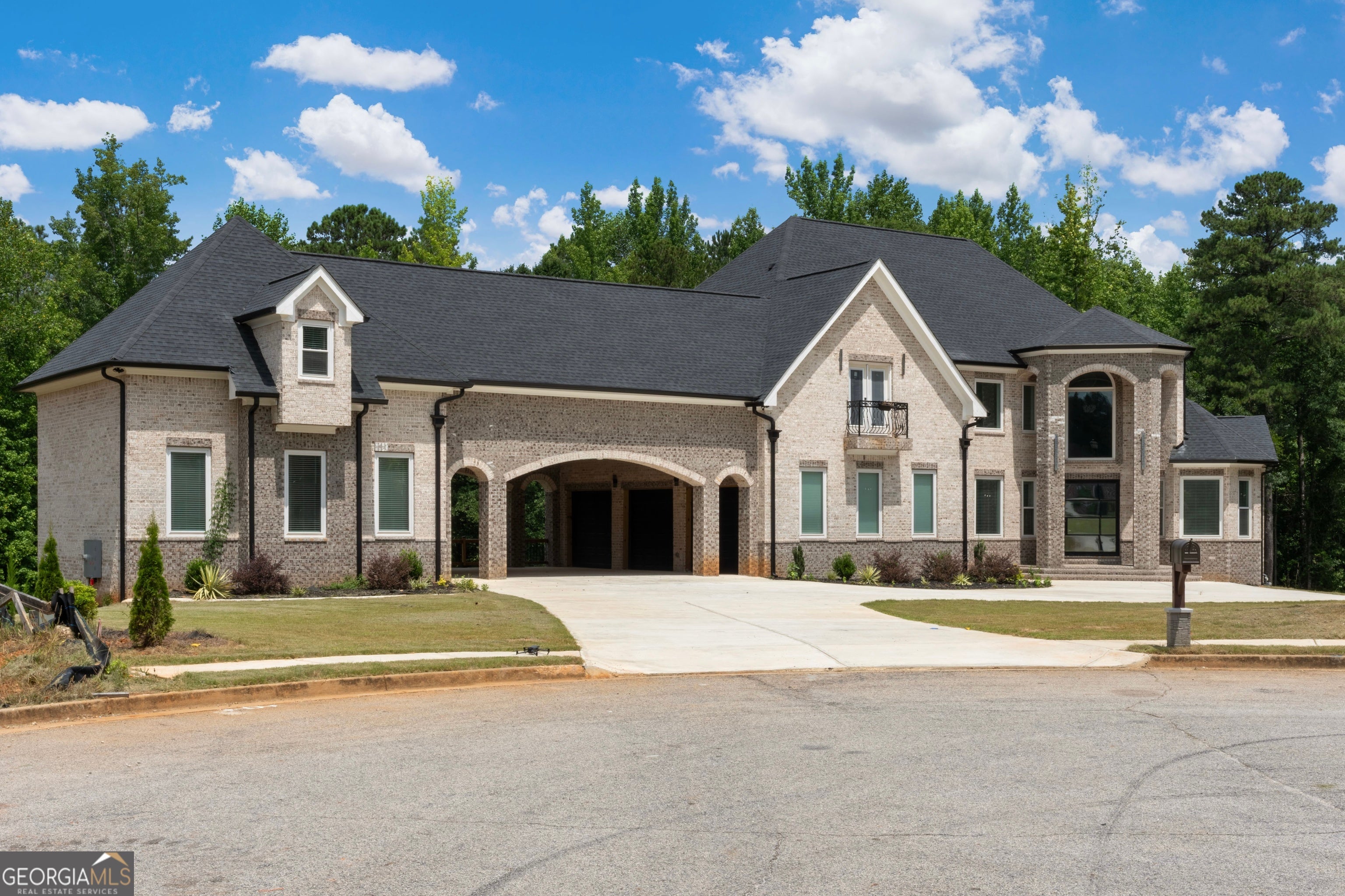381 Vicki LN