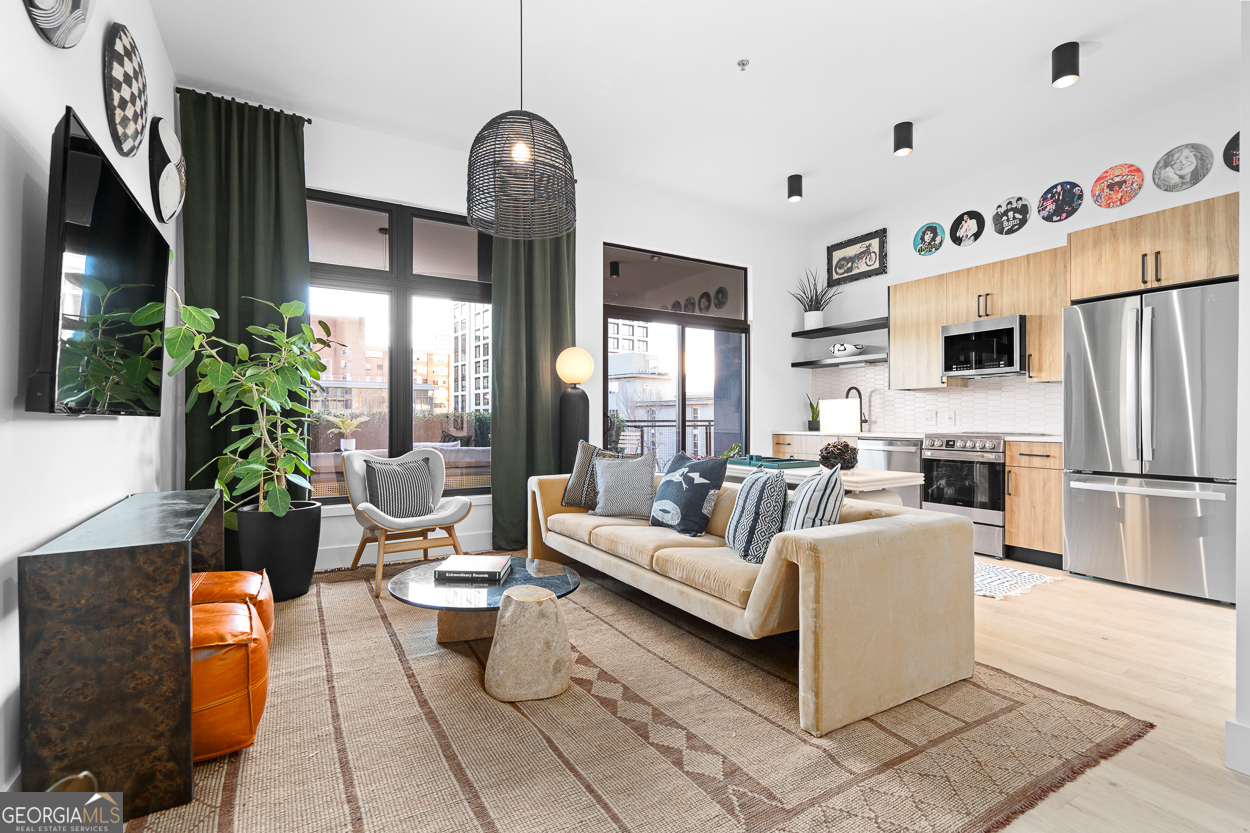 567 Ponce De Leon AVE NE 411