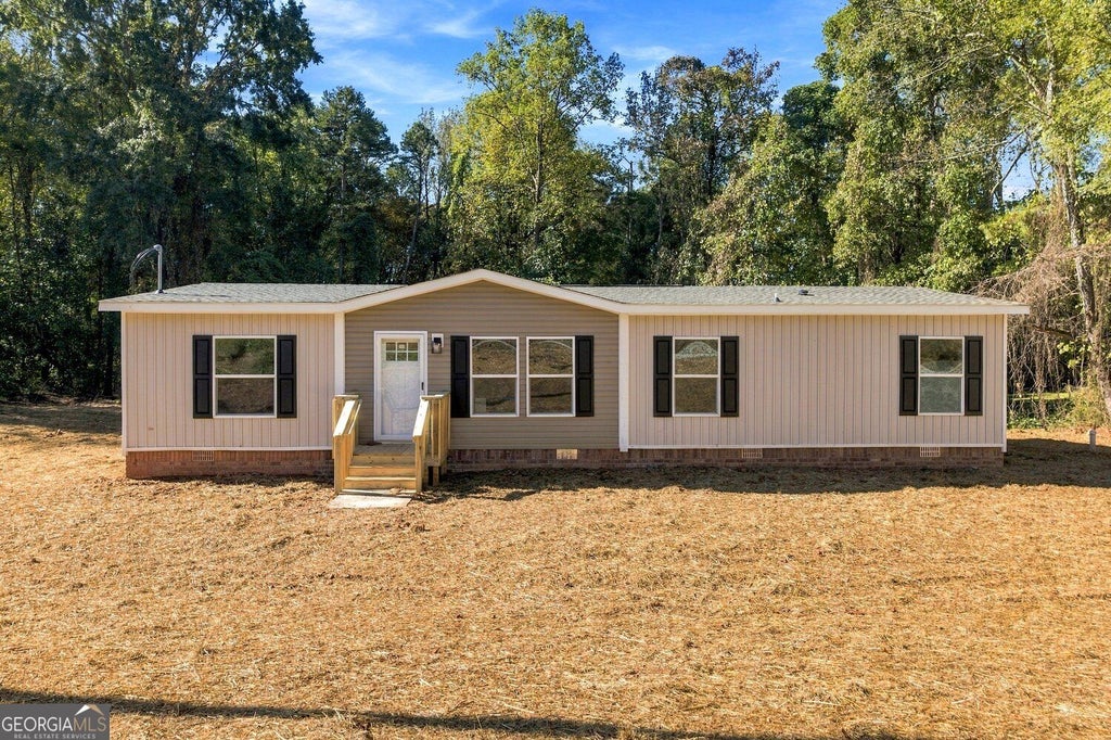 Photo of 76 Tom Yarbrough Road, Maysville, GA 30558 (MLS # 10878006)