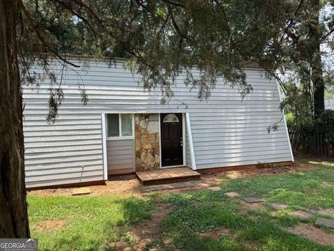 230/232 Rustwood DR Athens GA 30606