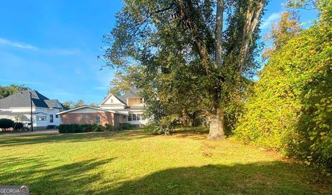 A home in Shellman