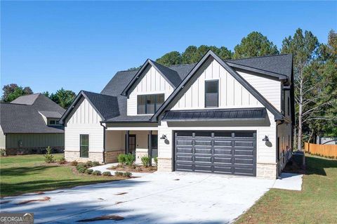 Photo of 140 Cambridge Court, Calhoun, GA 30701 (MLS # 10730091)