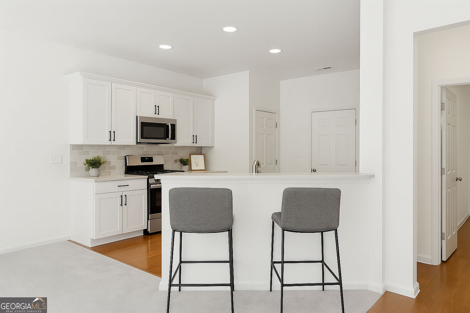 Marietta, Georgia 30066, United States, 3 Bedrooms Bedrooms, ,3 BathroomsBathrooms,Residential,Active,150802