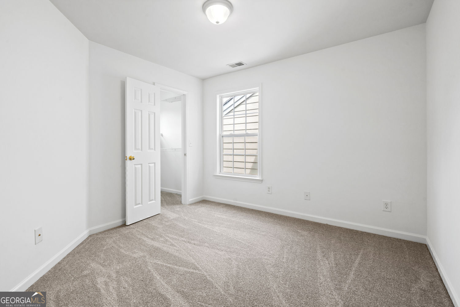 Marietta, Georgia 30066, United States, 3 Bedrooms Bedrooms, ,3 BathroomsBathrooms,Residential,Active,150802