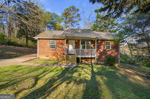 Photo of 203 Terrier Drive, Calhoun, GA 30701 (MLS # 10715884)