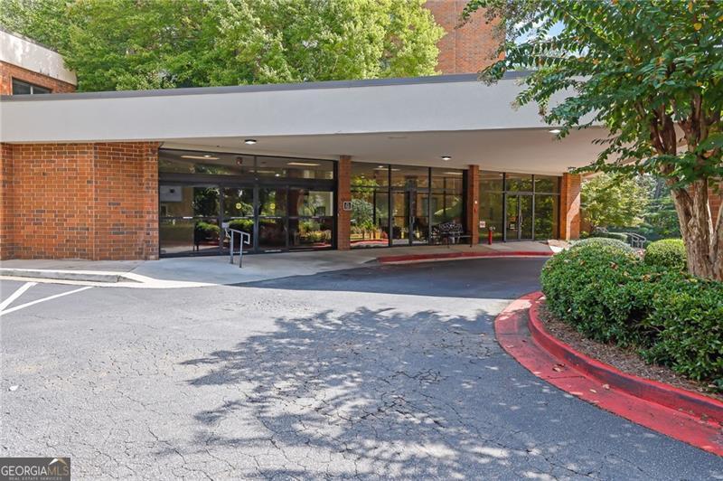 300 Johnson Ferry RD B103