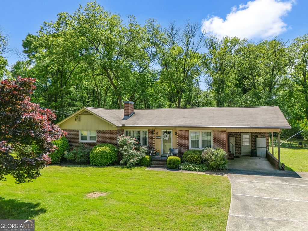 Photo of 106 NE E Valley Rd, Rome, GA 30161 (MLS # 10761116)