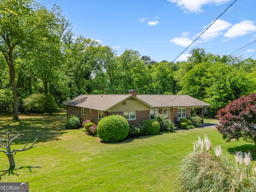 Photo of 106 NE E Valley Rd, Rome, GA 30161 (MLS # 10761116)