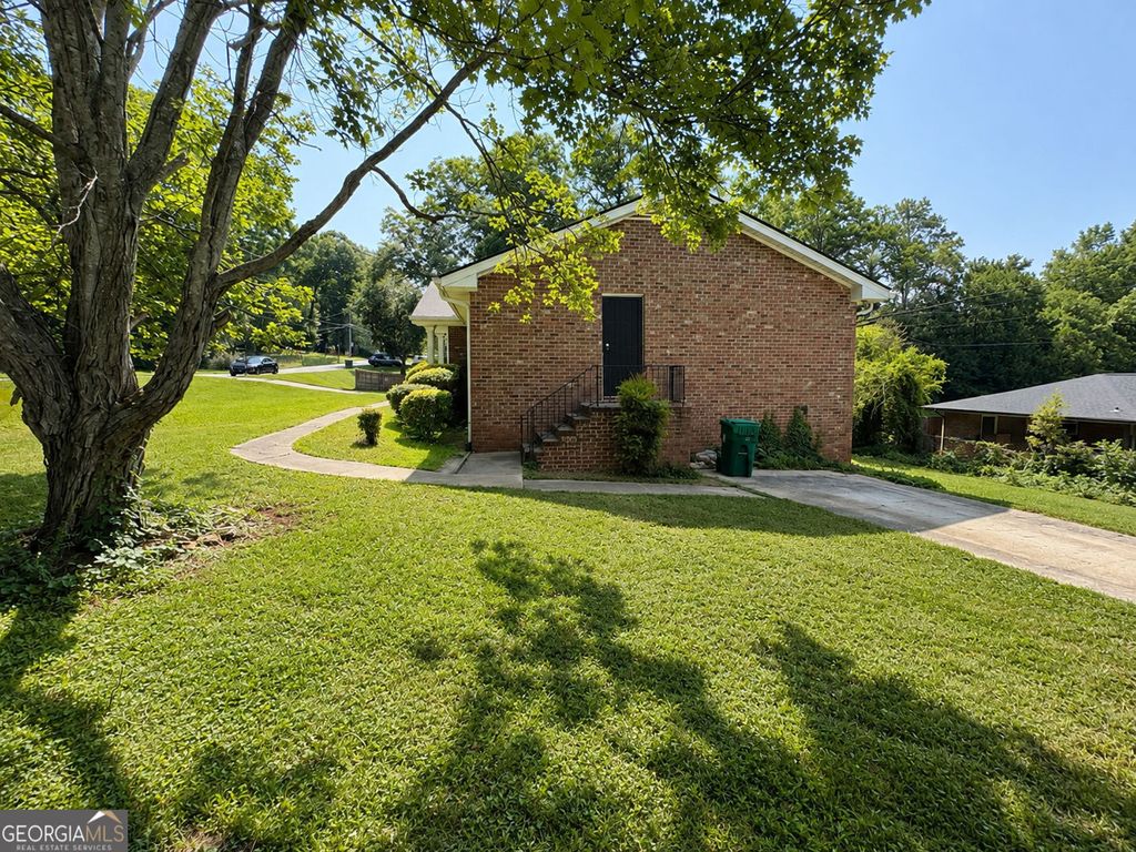 Photo of 3655 Aldea Drive, Decatur, GA 30032 (MLS # 10794090)