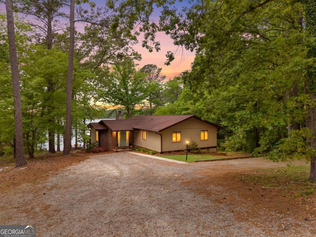 Photo of 101 S Stephanie Lane, Milledgeville, GA 31061 (MLS # 10738143)