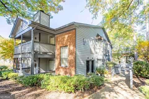 Photo of 1210 Weatherstone Drive NE, Atlanta, GA 30324 (MLS # 10682809)