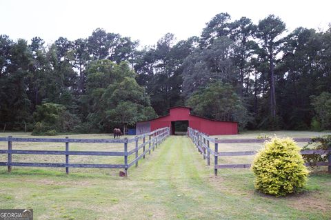 A home in Ellabell