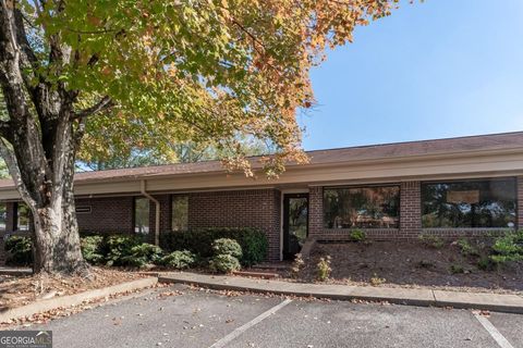 Photo of 11205 Alpharetta Highway #B4, Roswell, GA 30076 (MLS # 10655550)