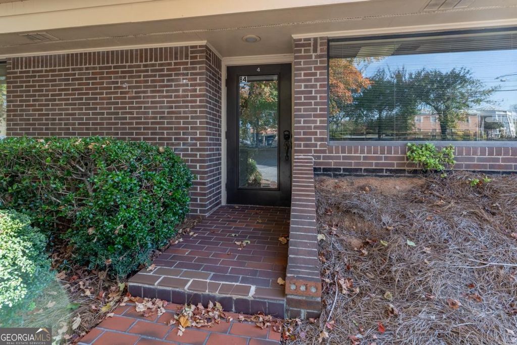 Photo of 11205 Alpharetta Highway #B4, Roswell, GA 30076 (MLS # 10655550)