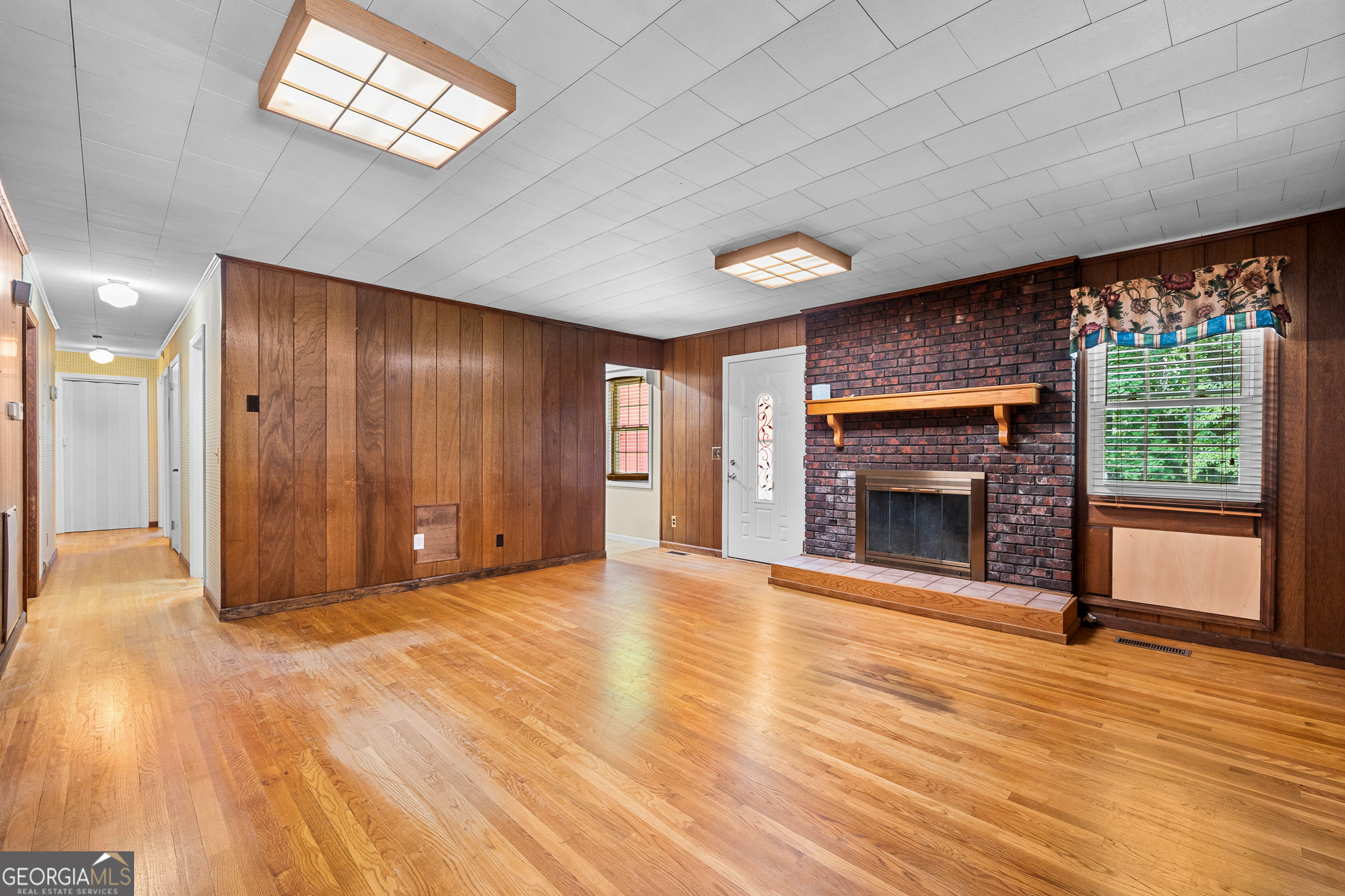 192 Saxon CT