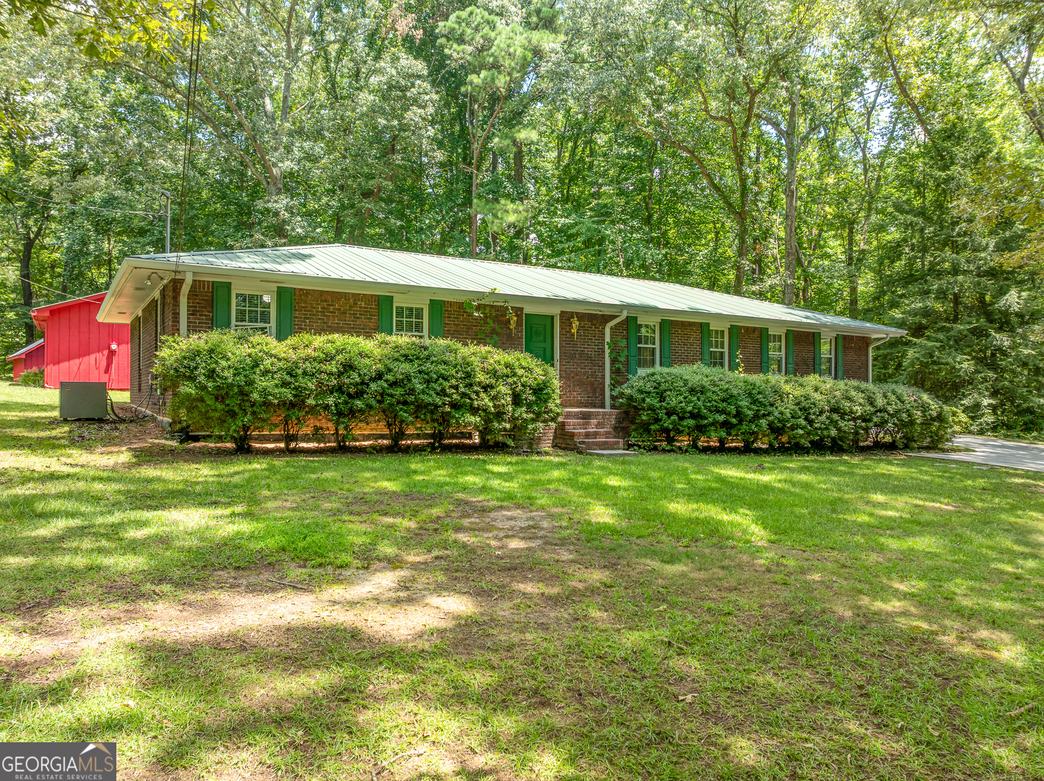 192 Saxon CT