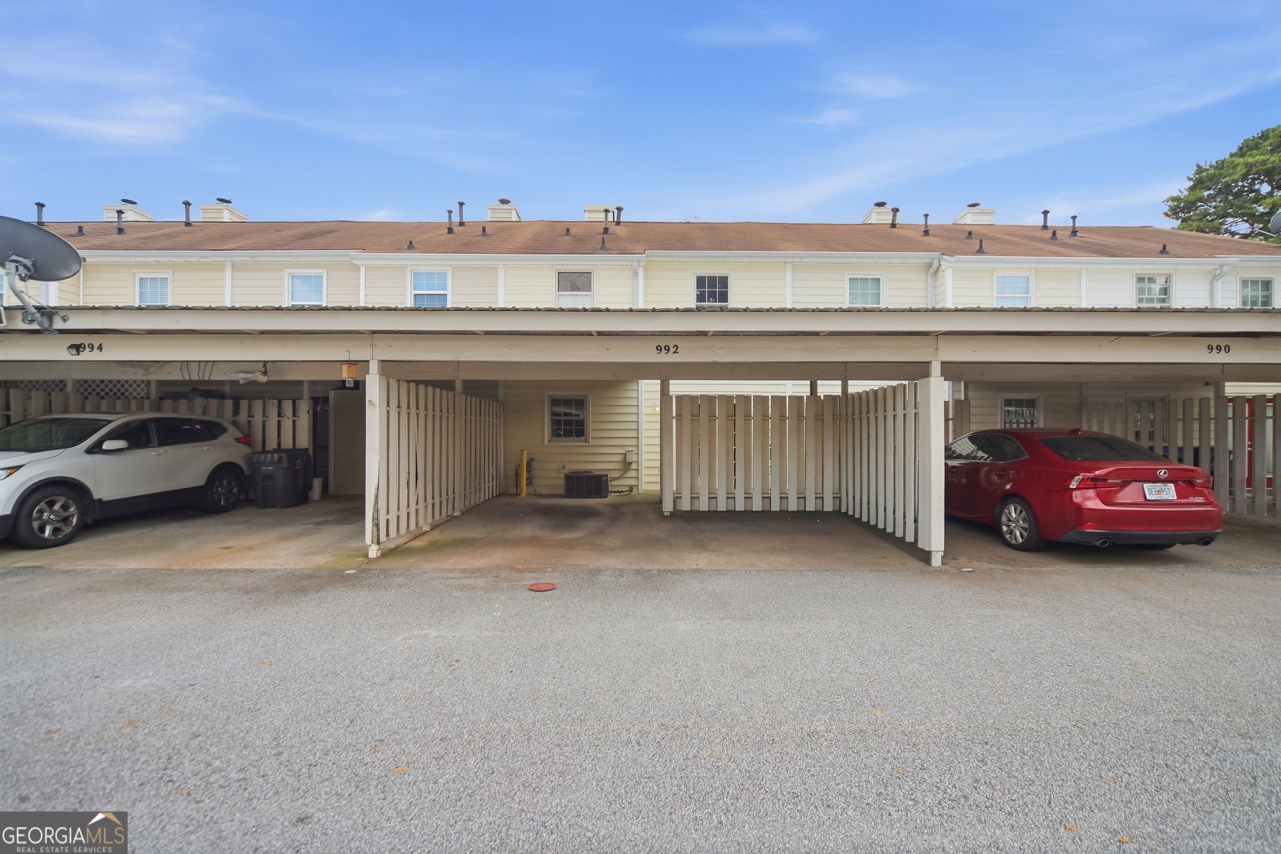 992 Old Holcomb Bridge RD