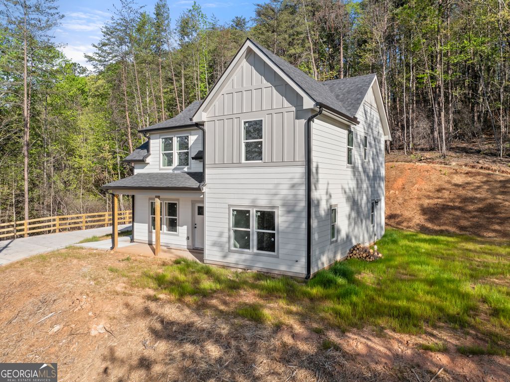 Photo of 71 Chestatee Drive, Cleveland, GA 30528 (MLS # 10735685)