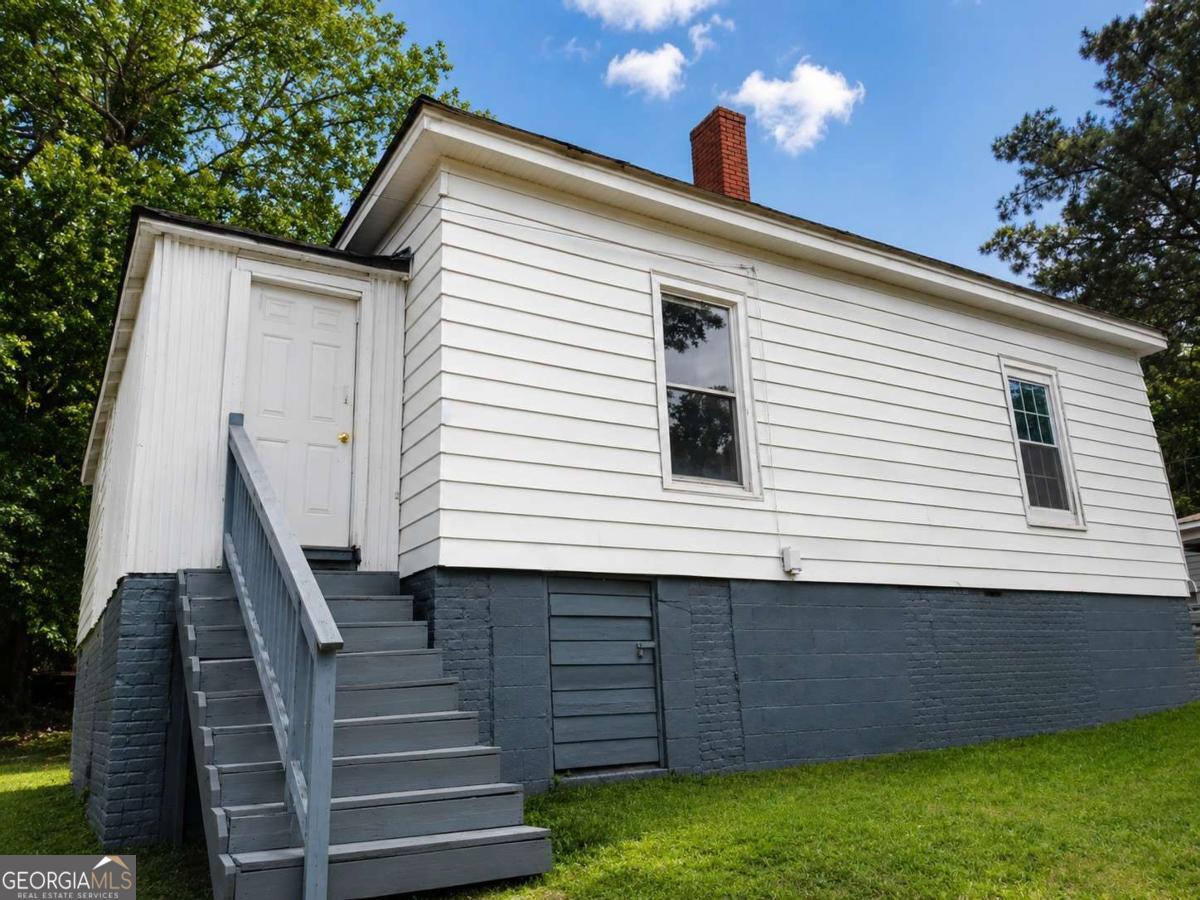 8 Spruce ST